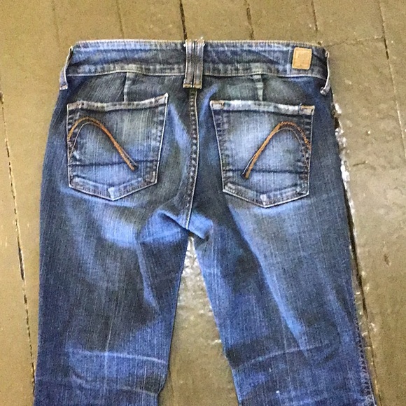 Guess Jeans - Picture 3 of 4